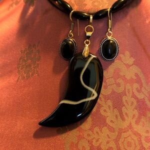 A568 ♨️5 For $35♨️ Moon-shaped Polished Stone Necklace & Coordinating Earrings